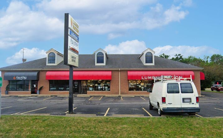 Pictures of Retail property located at 4234 Portage Street, NW, North Canton, OH 44720 for lease - image #1