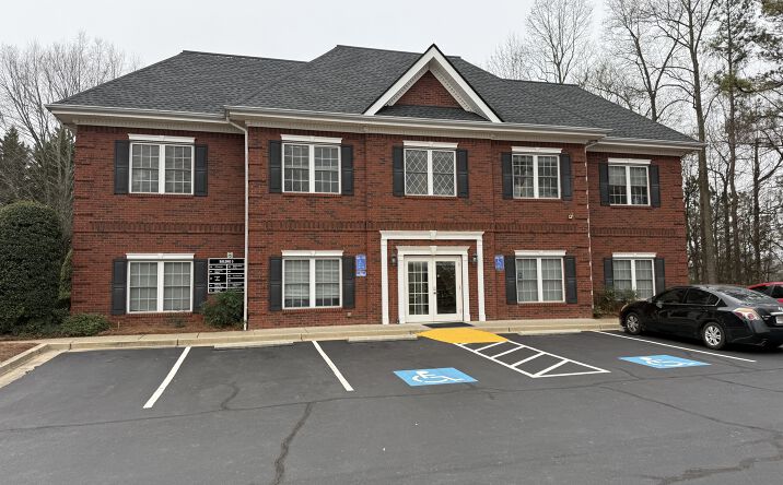 Pictures of Office property located at 1290 KENNESTONE CIR, MARIETTA, GA 30066-6009 for lease - image #1