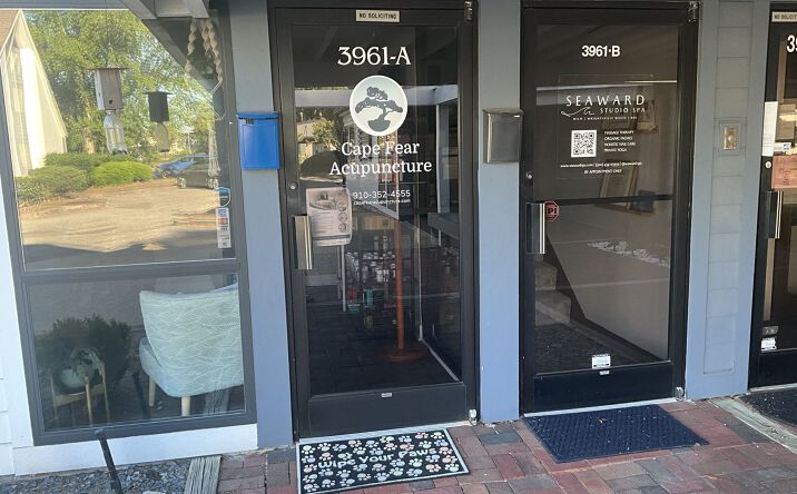 Pictures of Office property located at 3961 Market Street, Wilmington, NC 28403 for lease - image #1
