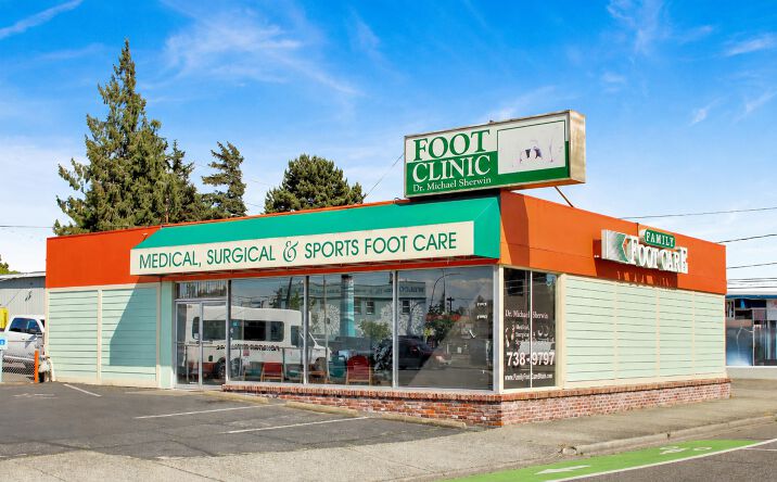 Pictures of Retail, Office property located at 2000 BROADWAY, BELLINGHAM, WA 98225-3216 for lease - image #1