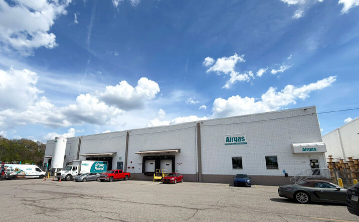 Pictures of Industrial property located at 2150 Roswell Drive, Pittsburgh, PA 15205 for lease - image #1