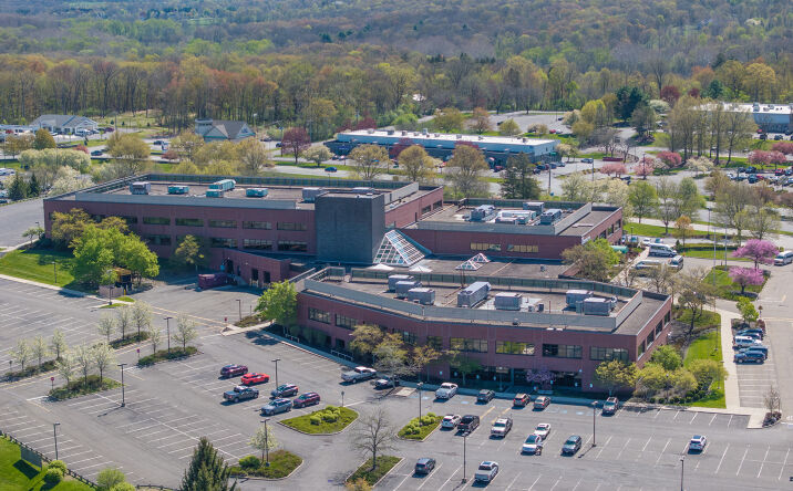Pictures of Office property located at 85 CRYSTAL RUN RD, MIDDLETOWN, NY 10941-7001 for lease - image #1