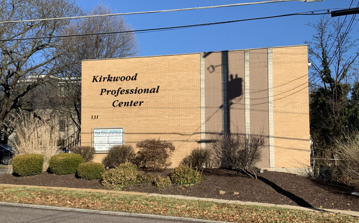Pictures of Office property located at 131 W Monroe, Kirkwood, MO 63122 for lease - image #1