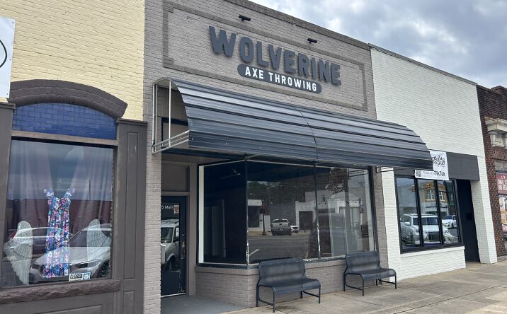 Pictures of Retail property located at 216 S MAIN ST, WOODRUFF, SC 29388-1852 for lease - image #1