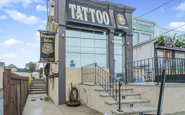 Pictures of Retail property located at 4005 Hylan Blvd, Staten Island, NY 10308 for lease - image #1