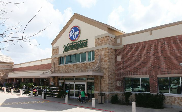 Pictures of Retail property located at 3300 E Broad St, Mansfield, TX 76063 for lease - image #1