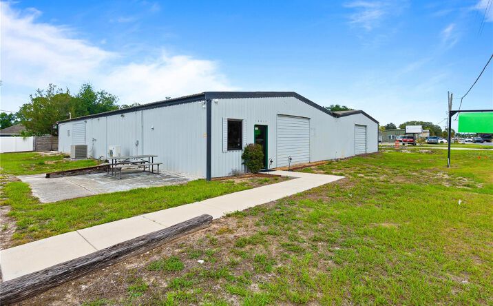 Pictures of Industrial property located at 15617 OLD HIGHWAY 441 3437, Tavares, FL 32778-5266 for lease - image #1