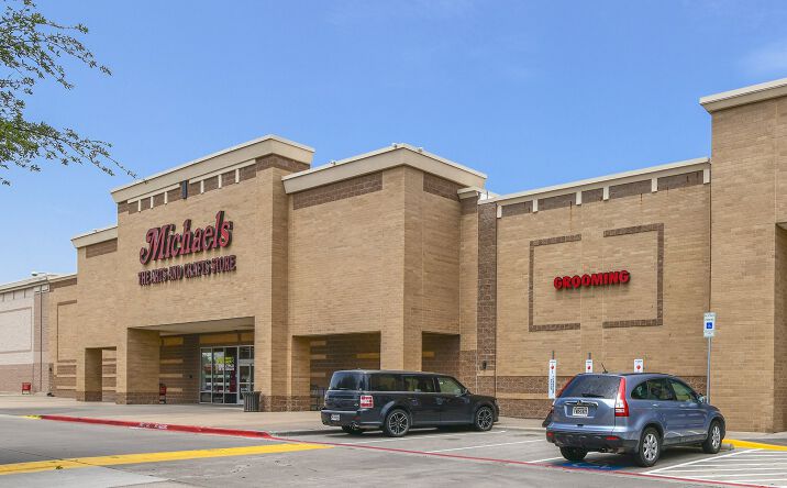 Pictures of Retail property located at 5435 N Garland Ave, Garland, TX 75040 for lease - image #1