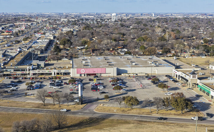 Pictures of Retail property located at 3301-3401 W Airport Fwy, Irving, TX 75062 for lease - image #1