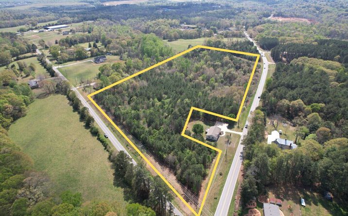 Pictures of Land property located at 10785 REIDVILLE RD, GREER, SC 29651-7528 for lease - image #1