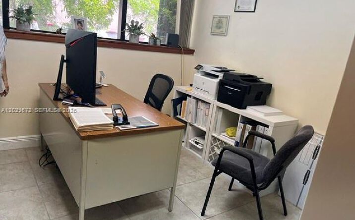 Pictures of Office property located at 8260 W Flagler St, Miami, FL 33144 for lease - image #1