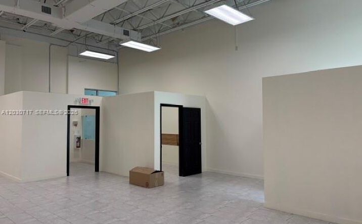 Pictures of Office, Retail property located at 13914 SW 8th St # 201, Miami, FL 33184 for lease - image #1