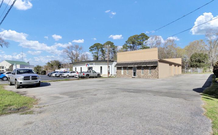 Pictures of Industrial, Office, Retail property located at 1950 Belgrade Avenue, Charleston, SC 29407 for lease - image #1