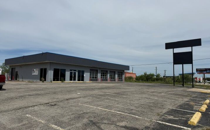 Pictures of Retail property located at 1520 N. Bryant, San Angelo, TX 76903 for lease - image #1