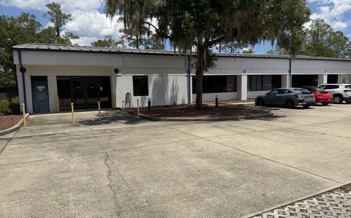 Pictures of Retail, Office property located at 2 McCormick Drive, Palm Coast, FL 32164 for lease - image #1