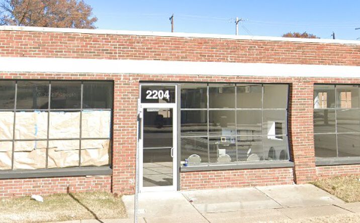 Pictures of Retail, Office property located at 2202 E CENTRAL AVE, WICHITA, KS 67214-4406 for lease - image #1