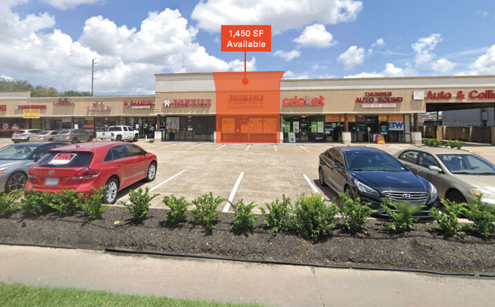 Pictures of Retail property located at 6060 Bellaire Boulevard, Houston, TX 77081 for lease - image #1