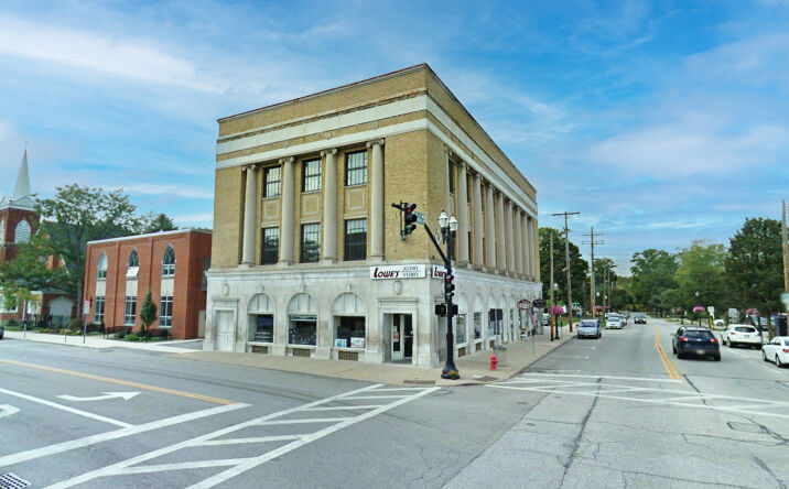 Pictures of Retail property located at 11 West Washington Street, Chagrin Falls, OH 44022 for lease - image #1