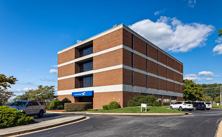 Pictures of Office property located at 1907 North Roan Street, Johnson City, TN 37601 for lease - image #1