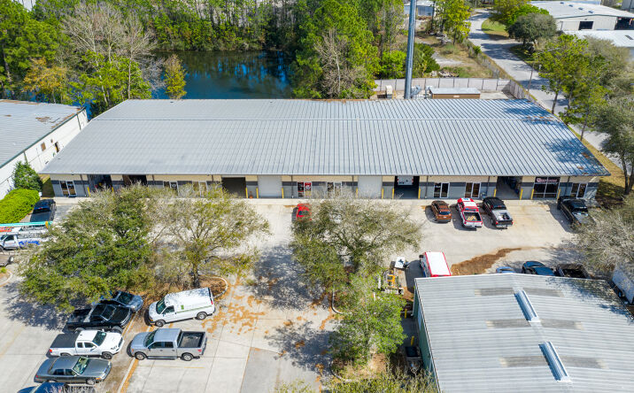 Pictures of Industrial property located at 11501 Columbia Park Dr, Jacksonville, FL 32258 for lease - image #1