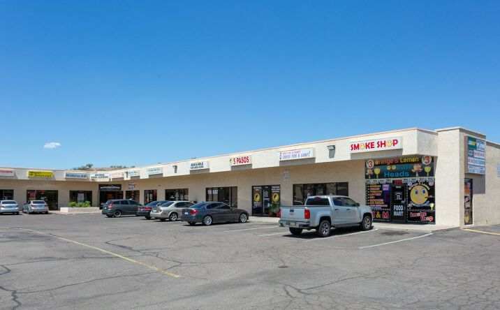Pictures of Retail property located at 13803 N 19TH AVE, PHOENIX, AZ 85023-6105 for lease - image #1