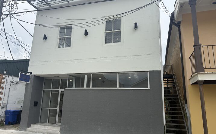 Pictures of Office property located at 405 W SECOND ST, THIBODAUX, LA 70301-3009 for lease - image #1