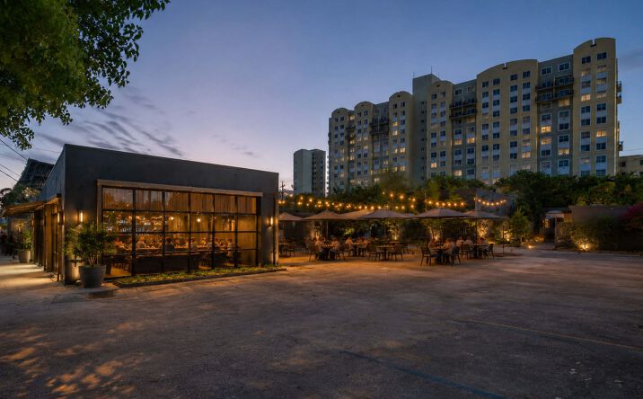 Pictures of Retail property located at 630 NW 5th St, Miami, FL 33128 for lease - image #1