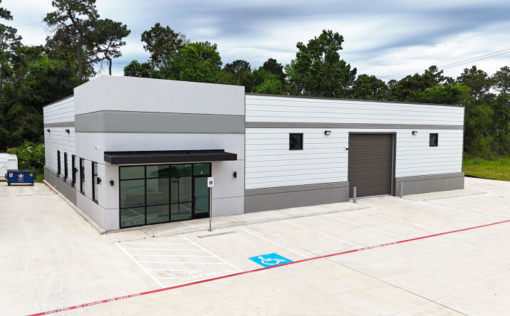 Pictures of Industrial property located at 27435 Oak Ridge North School Road, Bldg 3, Conroe, TX 77385 for lease - image #1