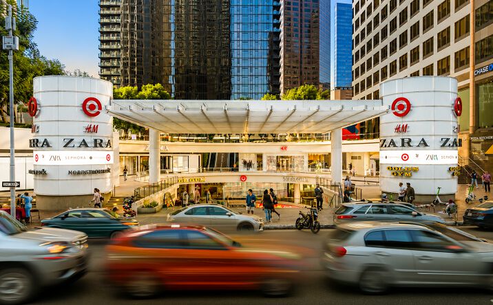 Pictures of Retail, Restaurant property located at 735 Figueroa Street, Los Angeles, CA 90017 for lease - image #1