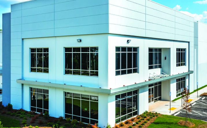 Pictures of Industrial property located at 2075 Maple Ave, Atlanta, GA 30336 for lease - image #1