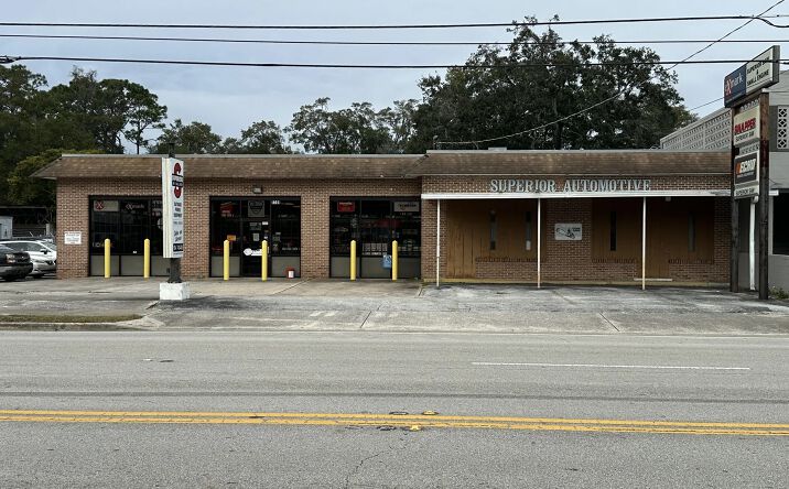 Pictures of Retail property located at 5749 Arlington Road, Jacksonville, FL 32211 for lease - image #1