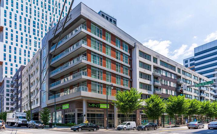 Pictures of Retail property located at 1010 West Peachtree Street NW, Atlanta, GA 30309 for lease - image #1