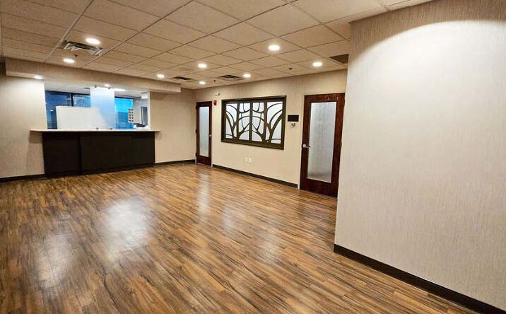 Pictures of Office property located at 5780 Peachtree Dunwoody Rd, Sandy Springs, GA 30342 for lease - image #1