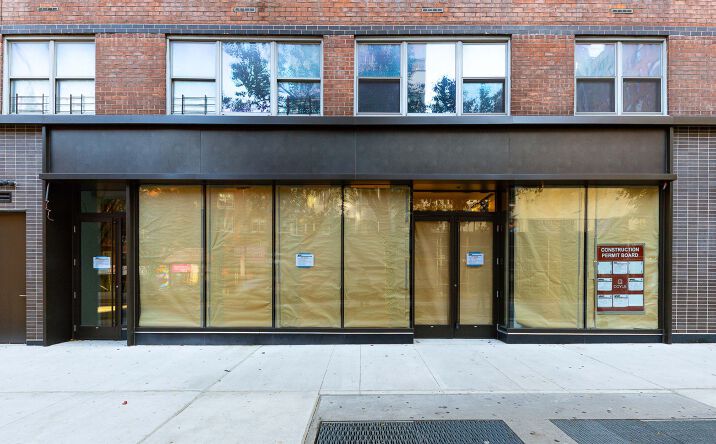 Pictures of Retail property located at 5-7 W 14th St, New York, NY 10022 for lease - image #1