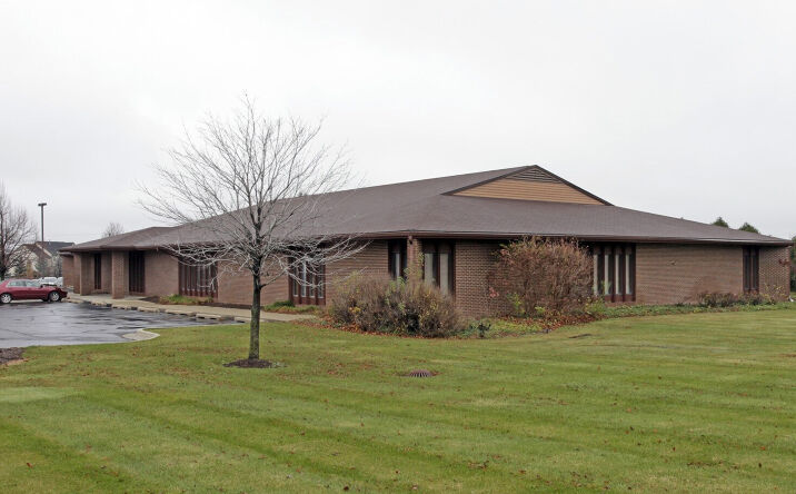 Pictures of Office property located at 485 N Lapeer Road, Oxford, MI 48371 for lease - image #1