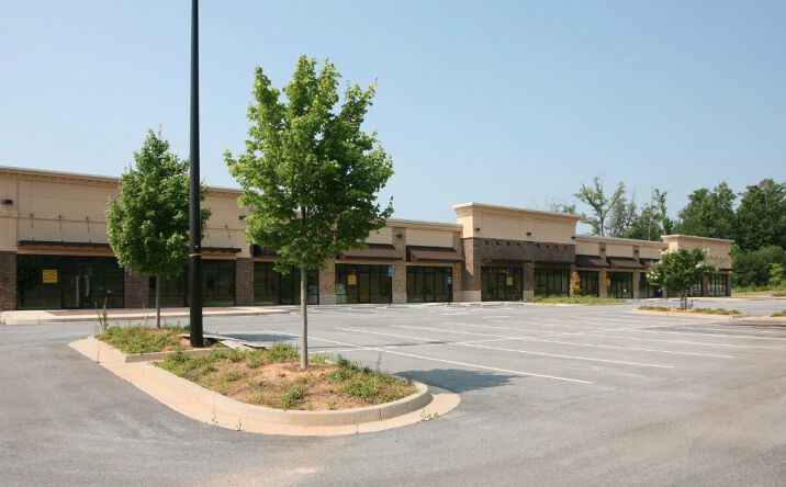 Pictures of Retail property located at 1175 HWY 138 W, STOCKBRIDGE, GA 30281-4364 for lease - image #1