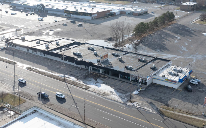 Pictures of Retail property located at 3316-3410 S Dort Hwy, Flint, MI 48507 for lease - image #1