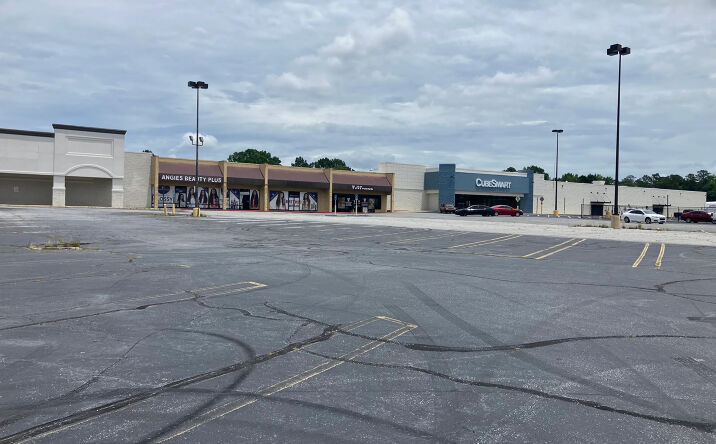 Pictures of Retail, Office property located at 4695 Buena Vista Rd Suite 1, Columbus, GA 31907 for lease - image #1