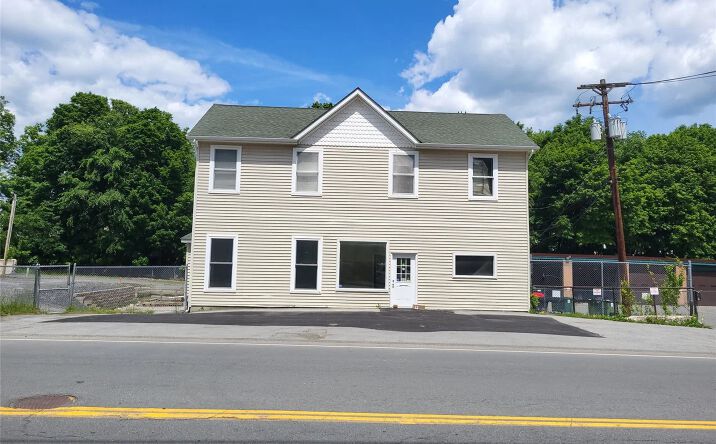Pictures of Retail, Office property located at 88 Monhagen Ave, Middletown, NY 10940 for lease - image #1