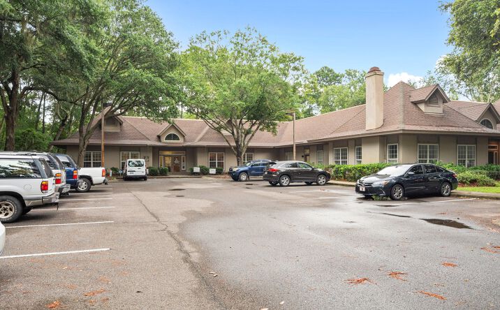Pictures of Office, Industrial property located at 20 CAPITAL DR, HILTON HEAD ISLAND, SC 29926-2340 for lease - image #1