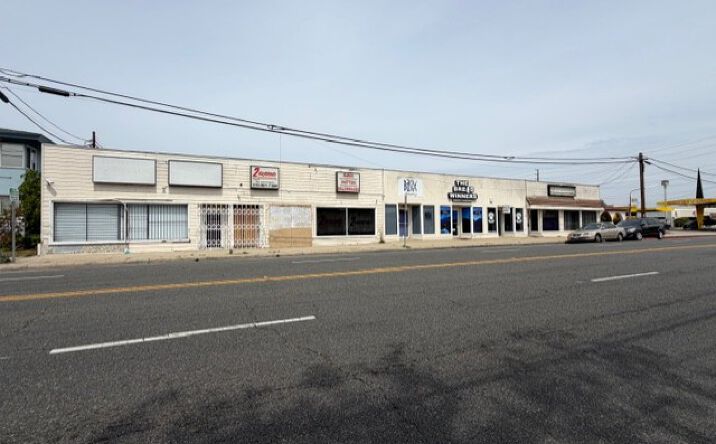 Pictures of Retail, Office property located at 2027 Marine Ave, Gardena, CA 90247 for lease - image #1