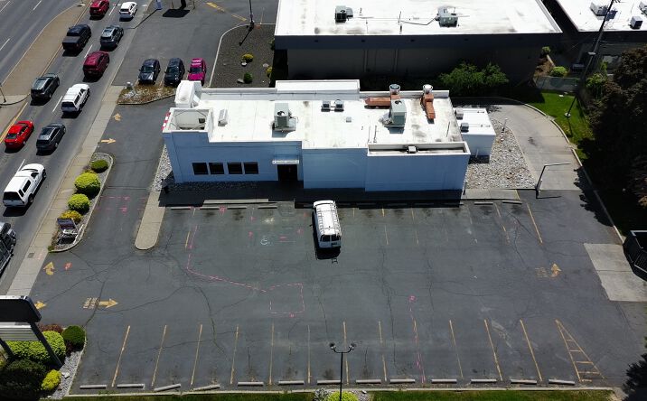Pictures of Retail property located at 9229 North Division Street, Spokane, WA 99218 for lease - image #1