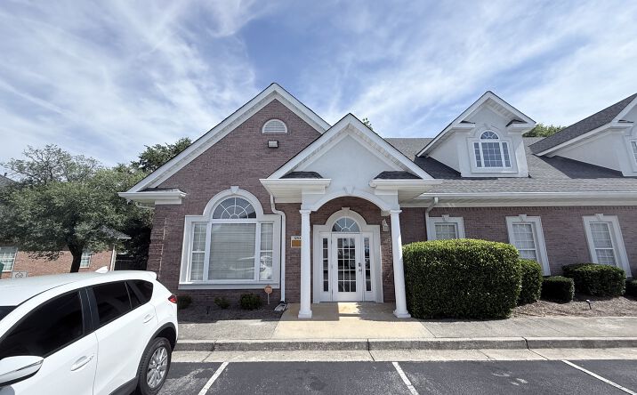 Pictures of Office property located at 1253 COMMERCIAL DR SW, CONYERS, GA 30094-5987 for lease - image #1
