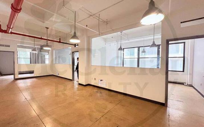 Pictures of Office property located at West 38th Street, New York City, NY 10018 for lease - image #1