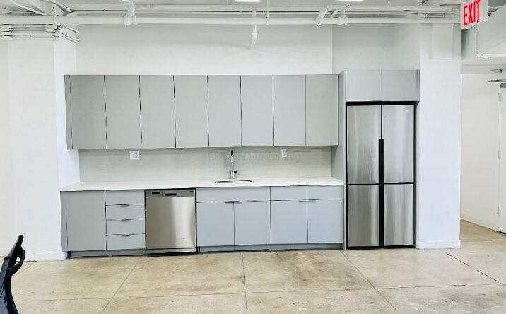 Pictures of Office property located at 8th Avenue, New York, NY 10001 for lease - image #1