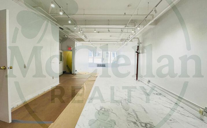 Pictures of Retail, Office property located at West 30th Street, New York, NY 10001 for lease - image #1