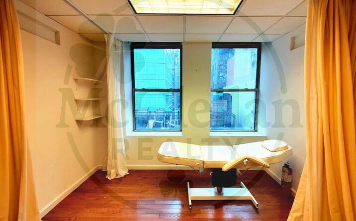 Pictures of Office property located at Fifth Avenue, New York, NY 10118 for lease - image #1