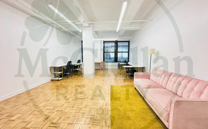 Pictures of Office property located at West 38, New York, NY 10018 for lease - image #1