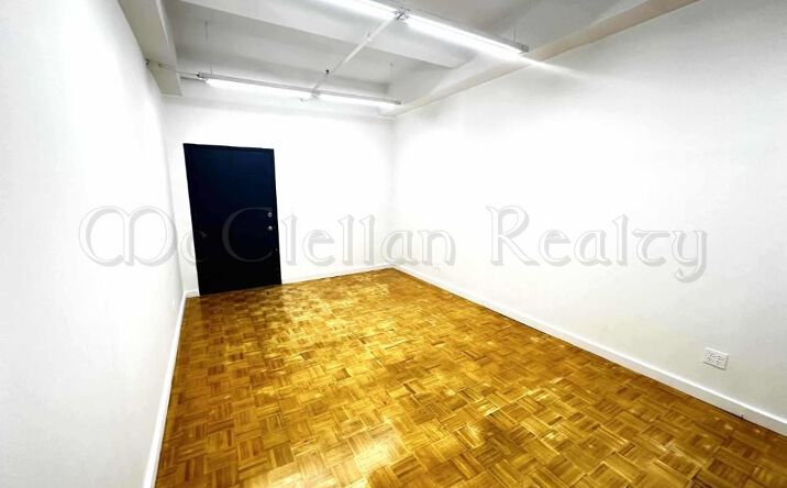 Pictures of Office property located at West 38th St, New York, NY 10018 for lease - image #1