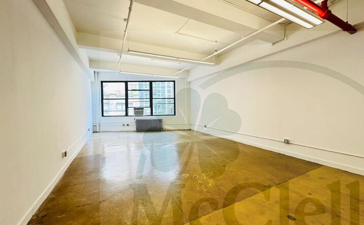 Pictures of Office property located at West 38th Street, New York, NY 10018 for lease - image #1